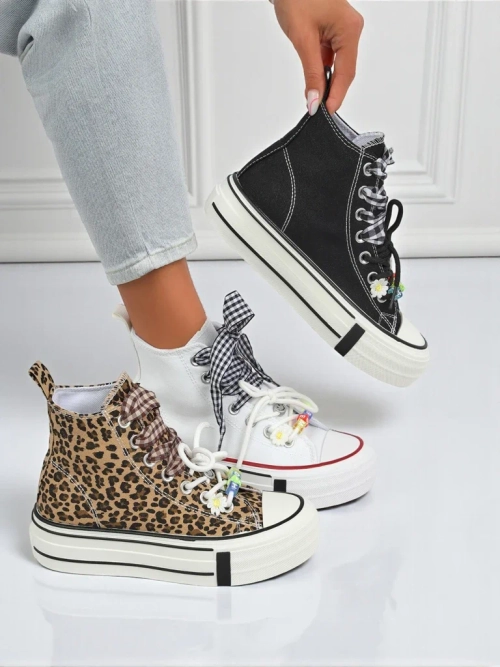 Жіночі кеди Callisto Чорні платформи з тканини з ретро-акцентами