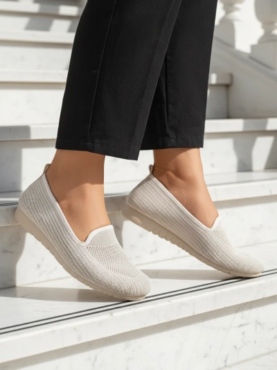 Moda Bella Beige Damen Schuhe mit flachem Absatz