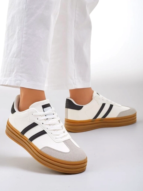 Royalfashion Жіночі спортивні кросівки з гумовою підошвою Allexx