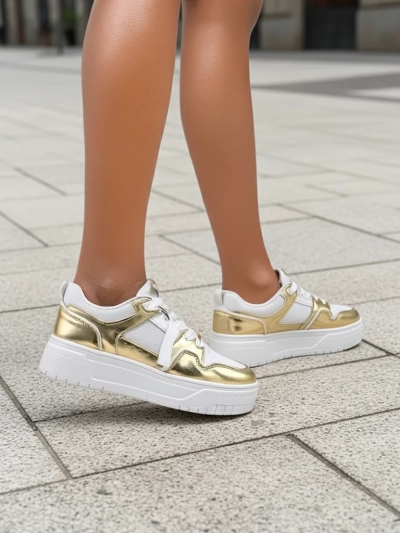 Damen-Sneakers 'Aurelia' Gold-Weiß mit 4cm Plateau - Stil und Komfort