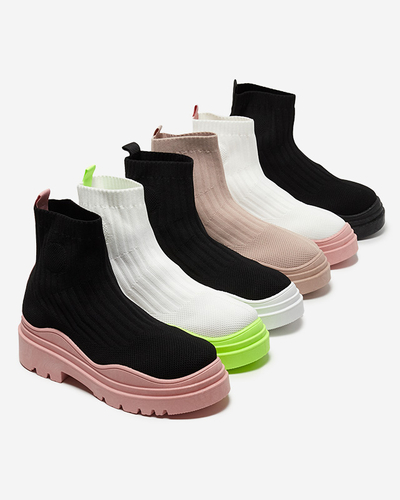 Damenstiefel auf einer dickeren Sohle in Weiß und Pink von Korlic-Shoes