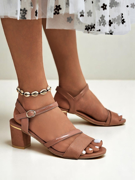 Royalfashion Lackierte Damen Sandaletten mit niedrigem Absatz Grace Gloss