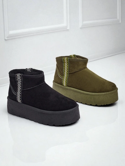Kurze Damenstiefel a'la Schneestiefel Althea