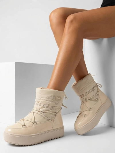 Royalfashion Damen-Schlupfstiefel a'la Schneestiefel in Beige Vevnose