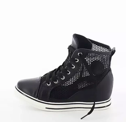 OUTLET Чорні кросівки від Resvetta mesh - Взуття