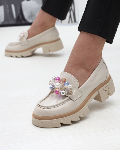 Beige lackierte Mokassins für Damen Geloppa- Footwear