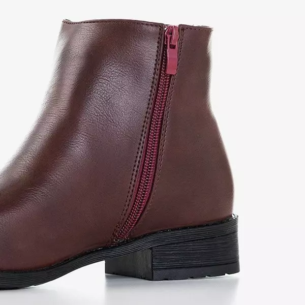 OUTLET Kastanienbraune Chelsea-Stiefel für Damen mit flachen Absätzen Timea - Schuhe