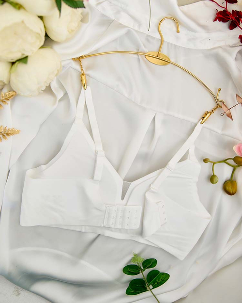 Жіночий безшовний бюстгальтер Royalfashion