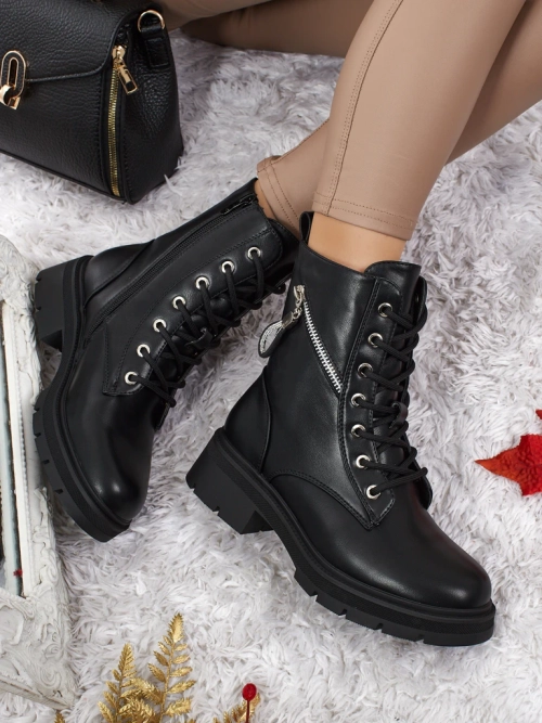 Жіночі ботильйони-воркери з оздобленням Kassira