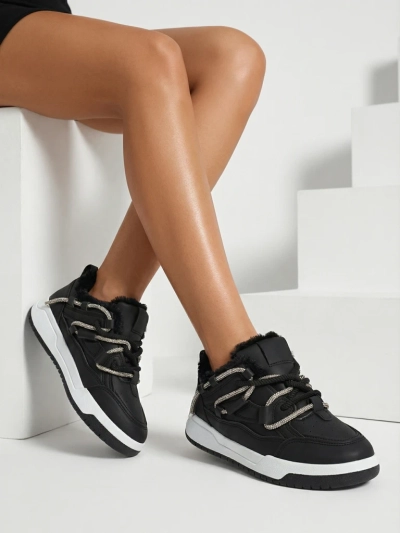 Damen Sneakers Luna Schwarz aus Öko-Leder für den Alltag