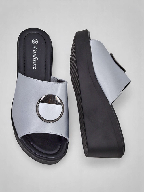 Royalfashion Жіночі босоніжки на танкетці Elira