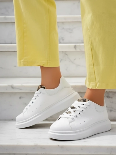 Lalla Bianca: Elegante Damen-Sneakers auf Plateausohle