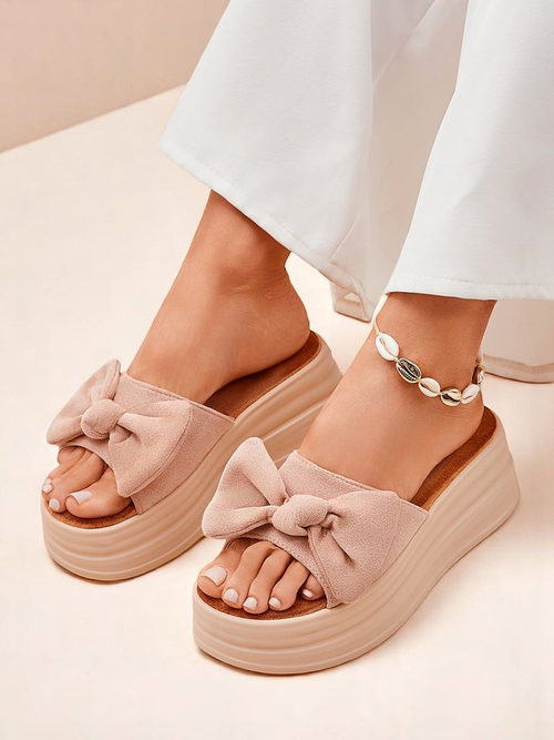 Royalfashion Жіночі шльопанці на платформі Givan