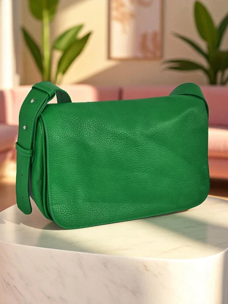 Royalfashion Kleine Damenhandtasche aus Öko-Leder Kovu Fasi