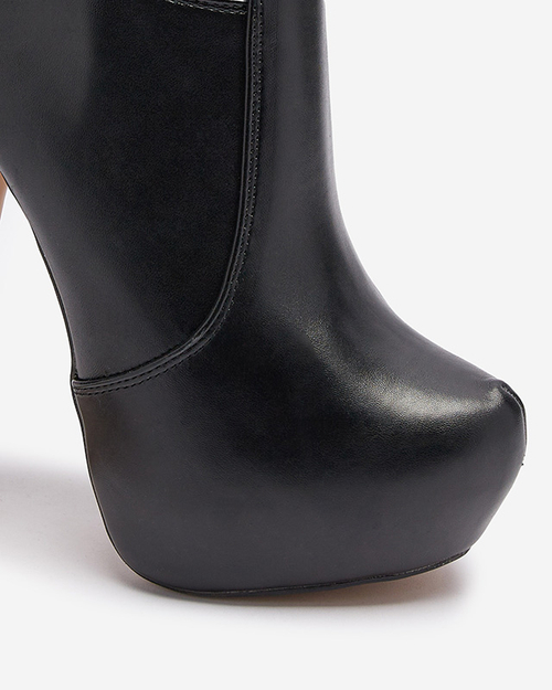 Жіночі чоботи до коліна на шпильці чорного кольору Agiocio- Footwear