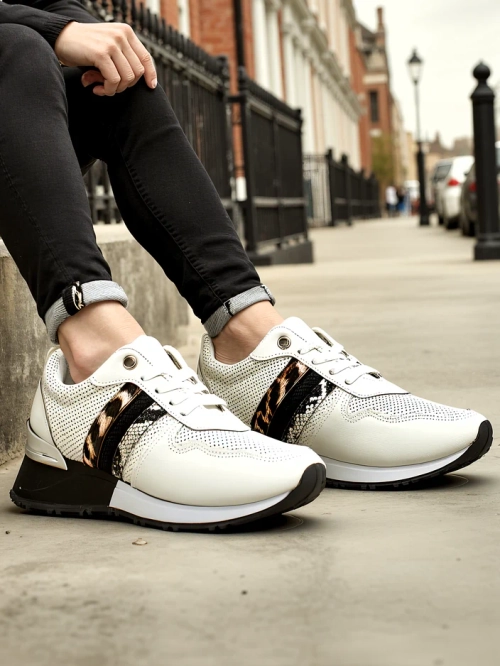 Royalfashion Жіночі спортивні черевики Panterras