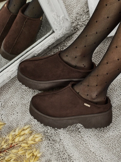 Kurze Damenstiefel im Schneestiefel-Stil mit Fell Calindra