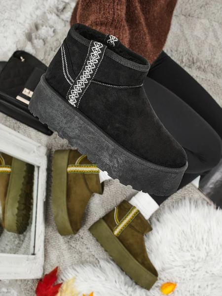 Kurze Damenstiefel a'la Schneestiefel Althea