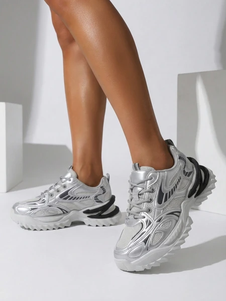 Royalfashion Damen Lack-Sneaker Leysi