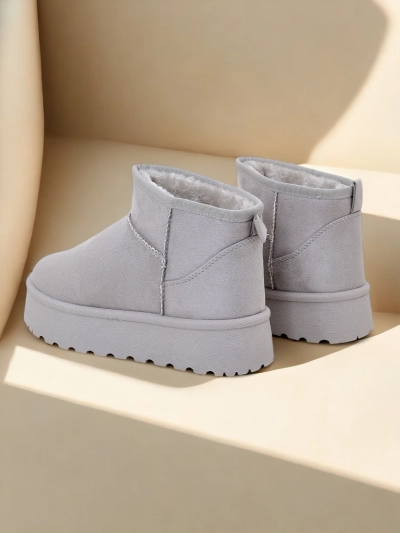 Royalfashion Kurze Damen Schneestiefel a'la Fofio