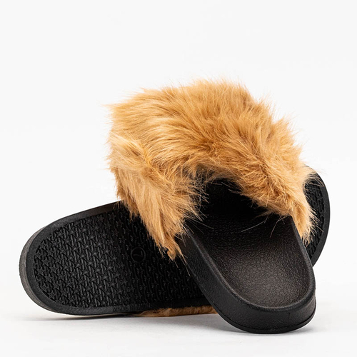 Бежеві жіночі шльопанці з хутром Danita