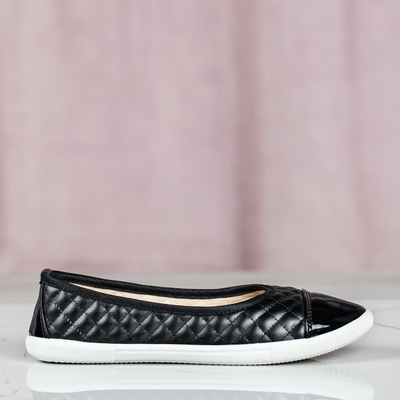 Schwarzer Slip-On mit gestepptem Fatima-Obermaterial - Schuhe