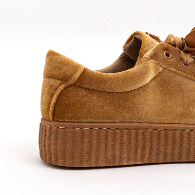 Коричневі жіночі велюрові кеди на платформі Itoda
