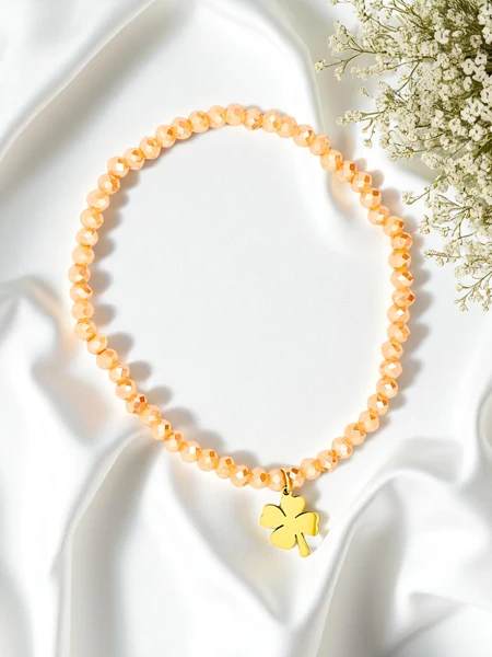 Royalfashion Damenarmband mit Kleeblatt-Anhänger