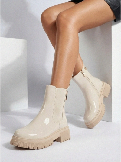 Lackierte Damenstiefeletten aus Öko-Leder Calebi