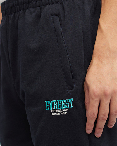 Чоловічі спортивні штани з темно-синьою нашивкою - Одяг