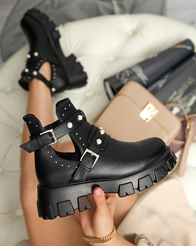 Schwarze Damenstiefel mit fester Sohle Itreff- Footwear