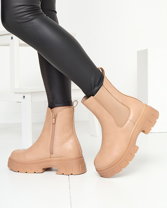 Klassischer isolierter Damenstiefel in der Farbe camel Ernista - Footwear