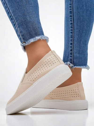 Royalfashion Damen perforierte Slipper Emillia