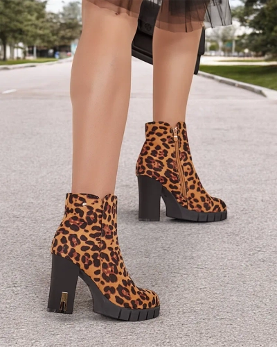 Royalfashion Elegante Damenstiefel Towir