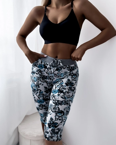 Damen 3/4 gemusterte Shorts in Weiß und Türkis PLUS SIZE- Kleidung