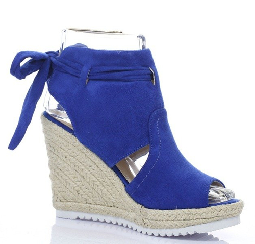 Chabrowe sandałki z cholewką - Obuwie