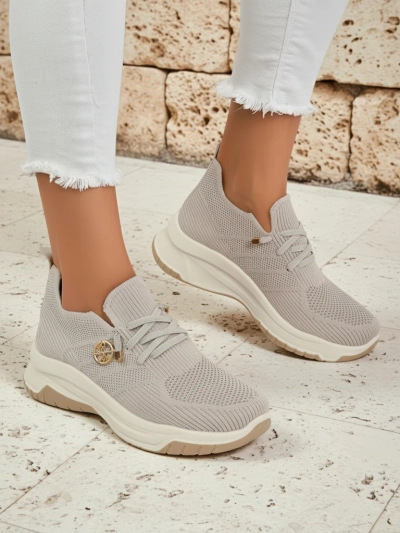 Damen-Sneaker Royalfashion Selene – bequeme weiße Schuhe mit flacher Sohle