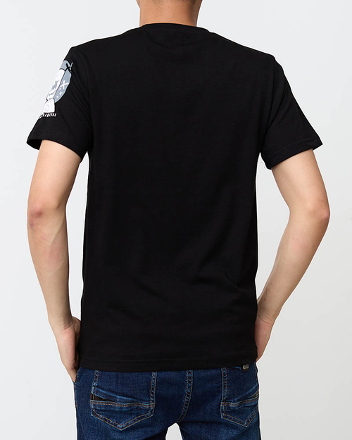 Чорна чоловіча футболка з принтом - Одяг