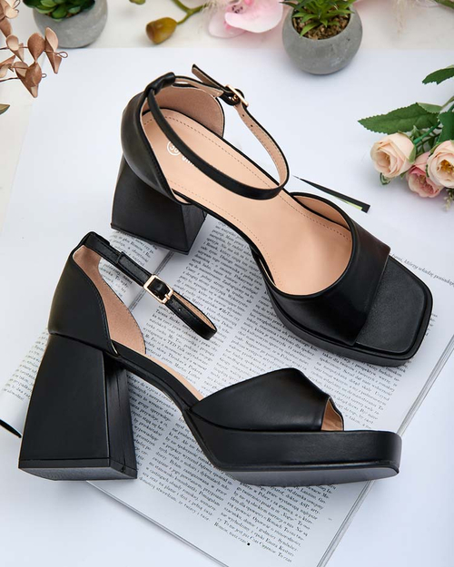 Royalfashion Жіночі босоніжки Linn