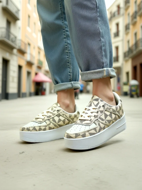 Royalfashion Жіночі спортивні туфлі з принтом Ozofio