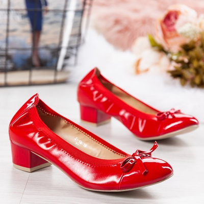 Rote Pumps mit niedrigen Absätzen Carmen - Schuhe 1