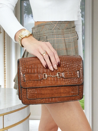 Lackierte kleine Damenhandtasche aus Öko-Leder Lunisse