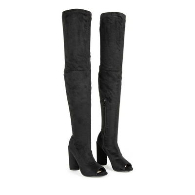 Schwarze Stiefel am Pfosten mit einem Schnitt Fauna - Footwear