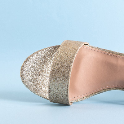 Золоті жіночі босоніжки з блискітками Brossina