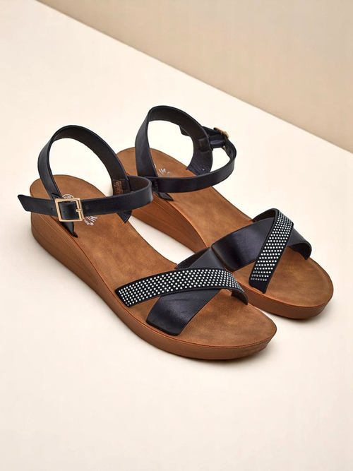 Royalfashion Жіночі босоніжки на танкетці з камінцями Allona