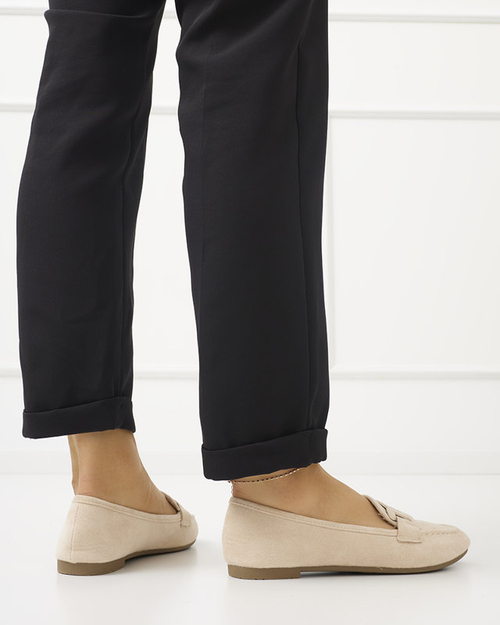 Жіночі еко-замшеві лофери світло-бежевого кольору Reiaka