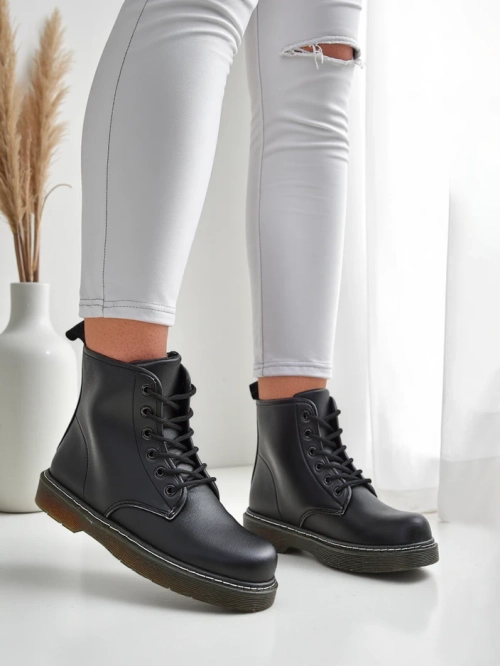 Royalfashion Жіночі черевики Frioze