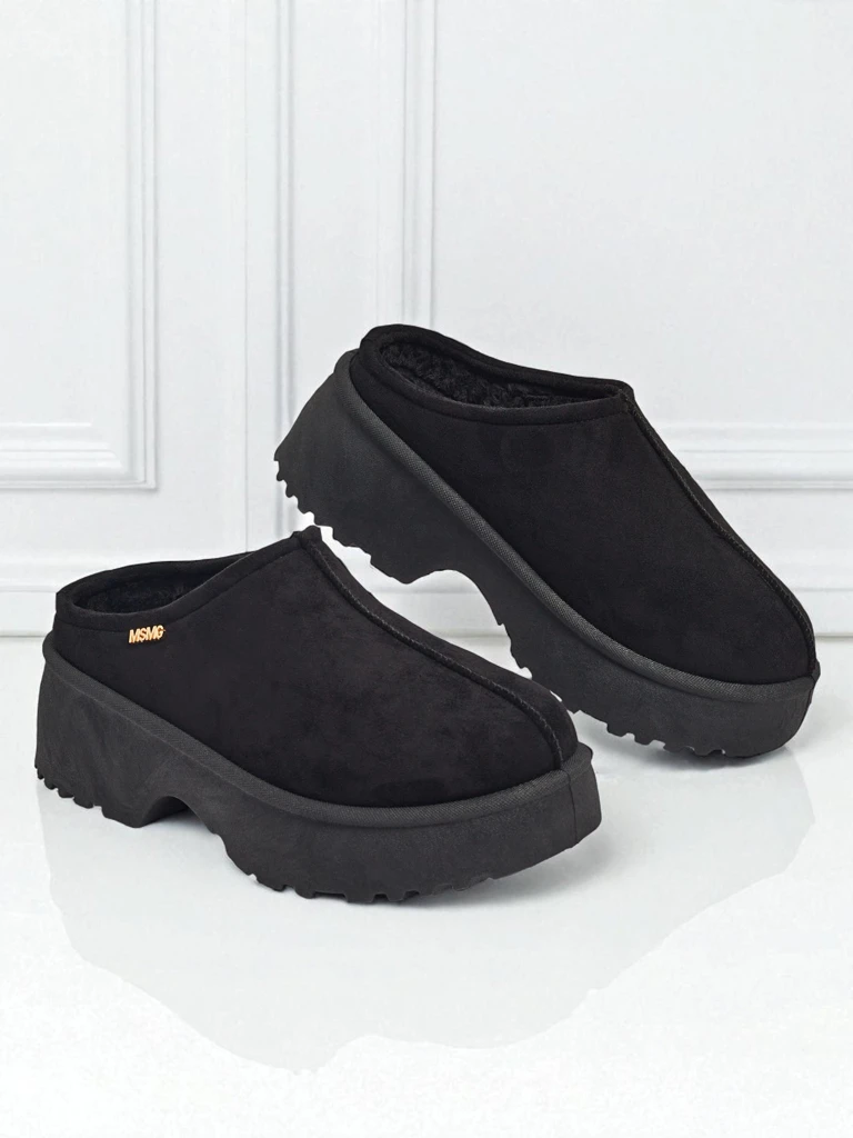 Kurze Damenstiefel a'la Schneestiefel mit Fell Noelina