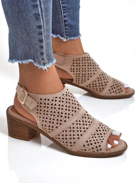 Royalfashion Damen Sandaletten mit niedrigem Blockabsatz durchbrochen Elira