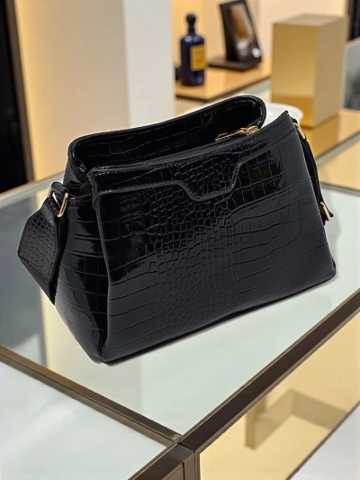 Lackierte kleine Damenhandtasche aus Öko-Leder Midnight Fern